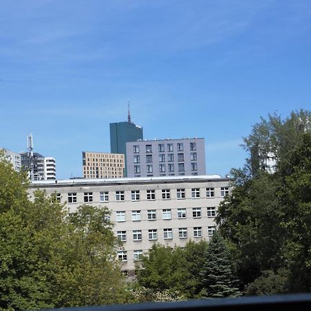 Apartament Mgm Karmelicka ワルシャワ エクステリア 写真