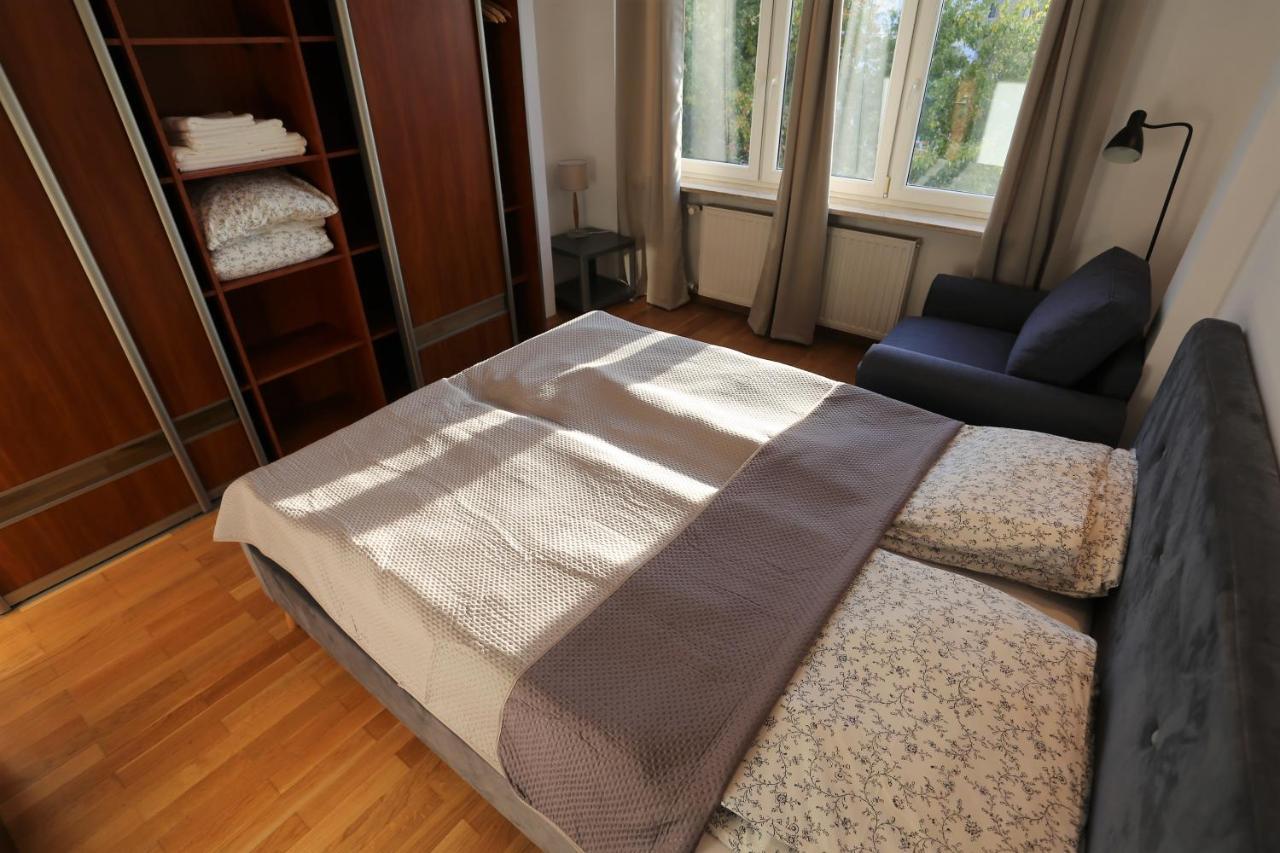 Apartament Mgm Karmelicka ワルシャワ エクステリア 写真